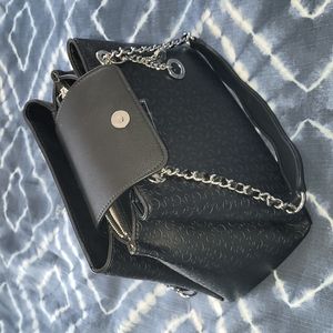 Guess purse new